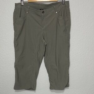 KUHL Women’s Outdoor Active Hiking Capri 14